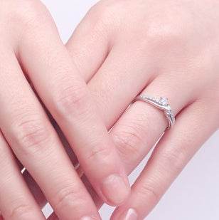 Weddings Simple Couple Style Silver Diamond Ring - P12 Hub Europe