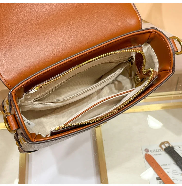 New minimalist and fashionable small handbag, contrasting color women's bag, high-end carriage crossbody bag, portable box bag