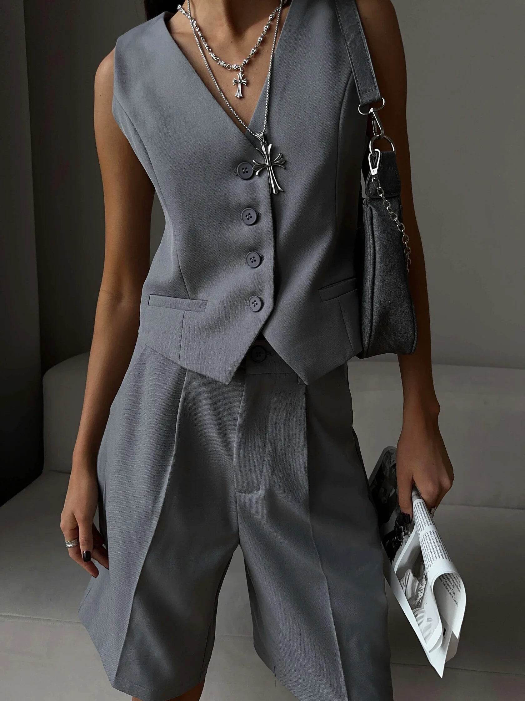 Wolfeel Chic Vest Shorts Suit - P12 Hub Europe
