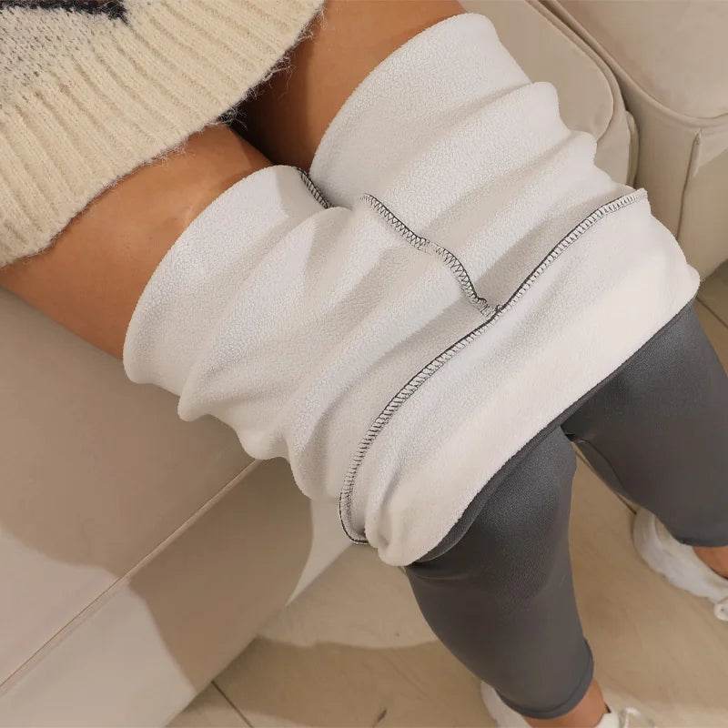 Women's Plush Lined Winter Leggings - P12 Hub Europe