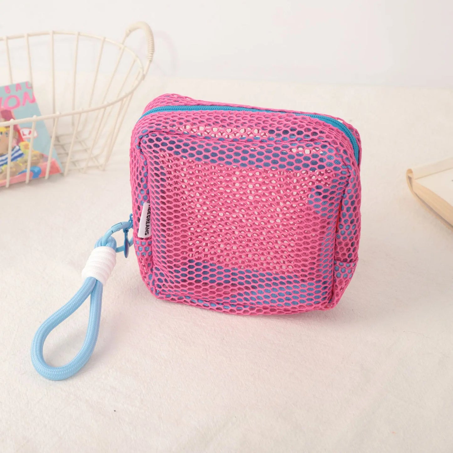 Stylish Lightweight Mesh Cosmetic Bag, Portable Square Cosmetic Storage Bag with Zipper, Multi-purpose Sundries Storage Bag