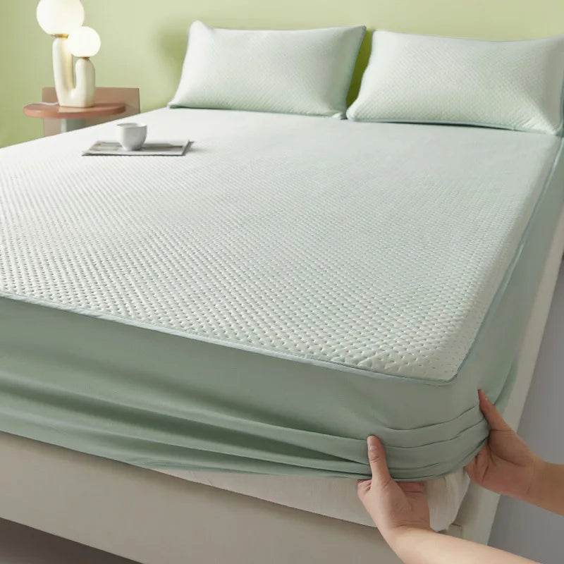 Breathable Cool Feel Bed Mat for Summer Quilted Smooth Cooling Mattress Mats for Bed Ice Silky Fitted Sheet and Pillowcases Set - P12 Hub Europe