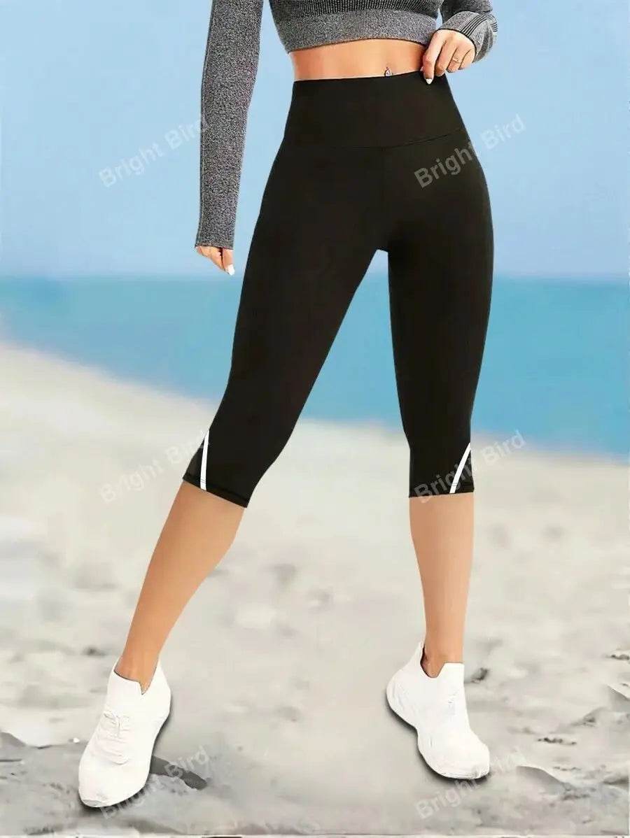 Women's Mesh Capri Yoga Leggings - P12 Hub Europe