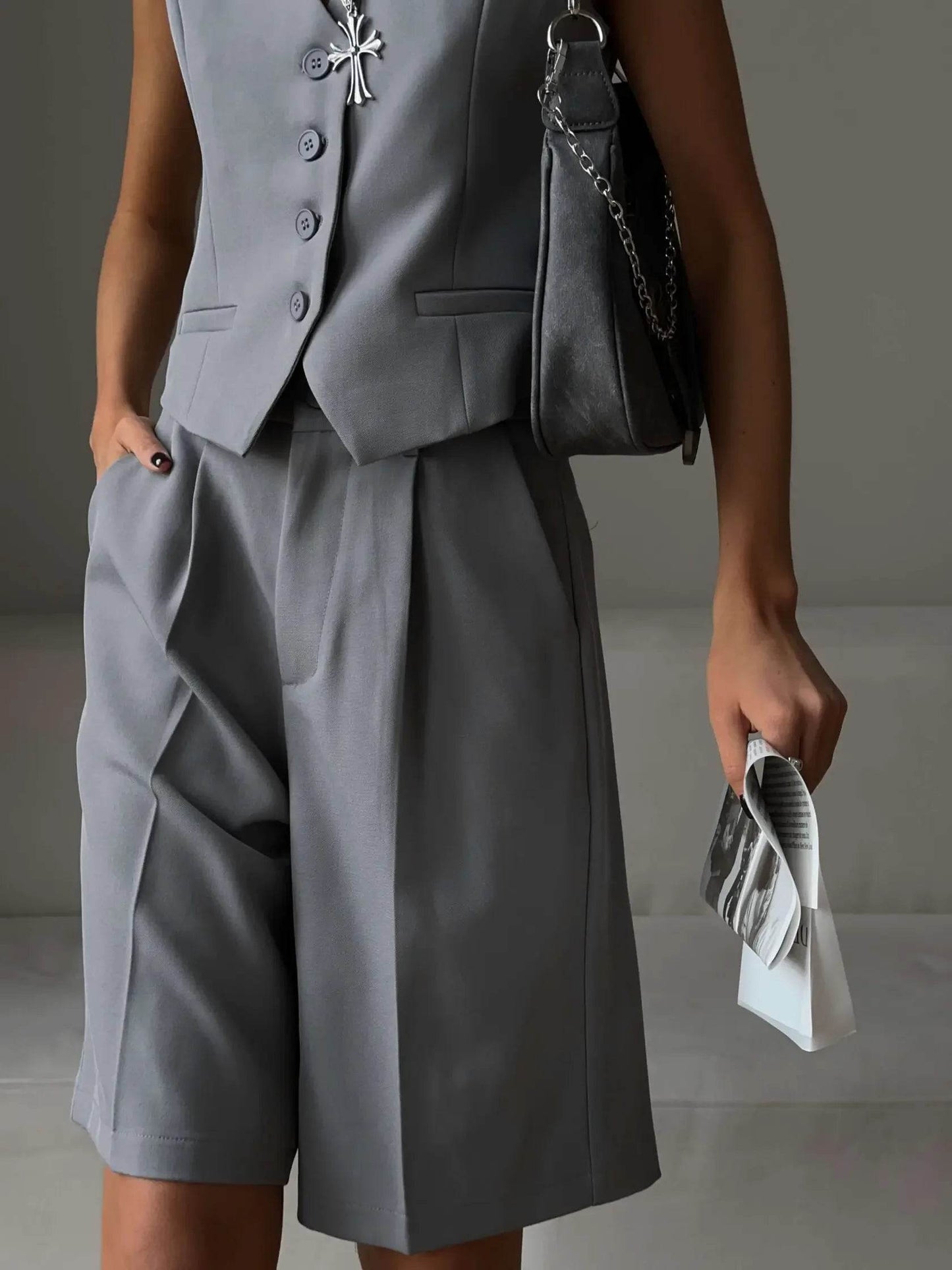 Wolfeel Chic Vest Shorts Suit - P12 Hub Europe