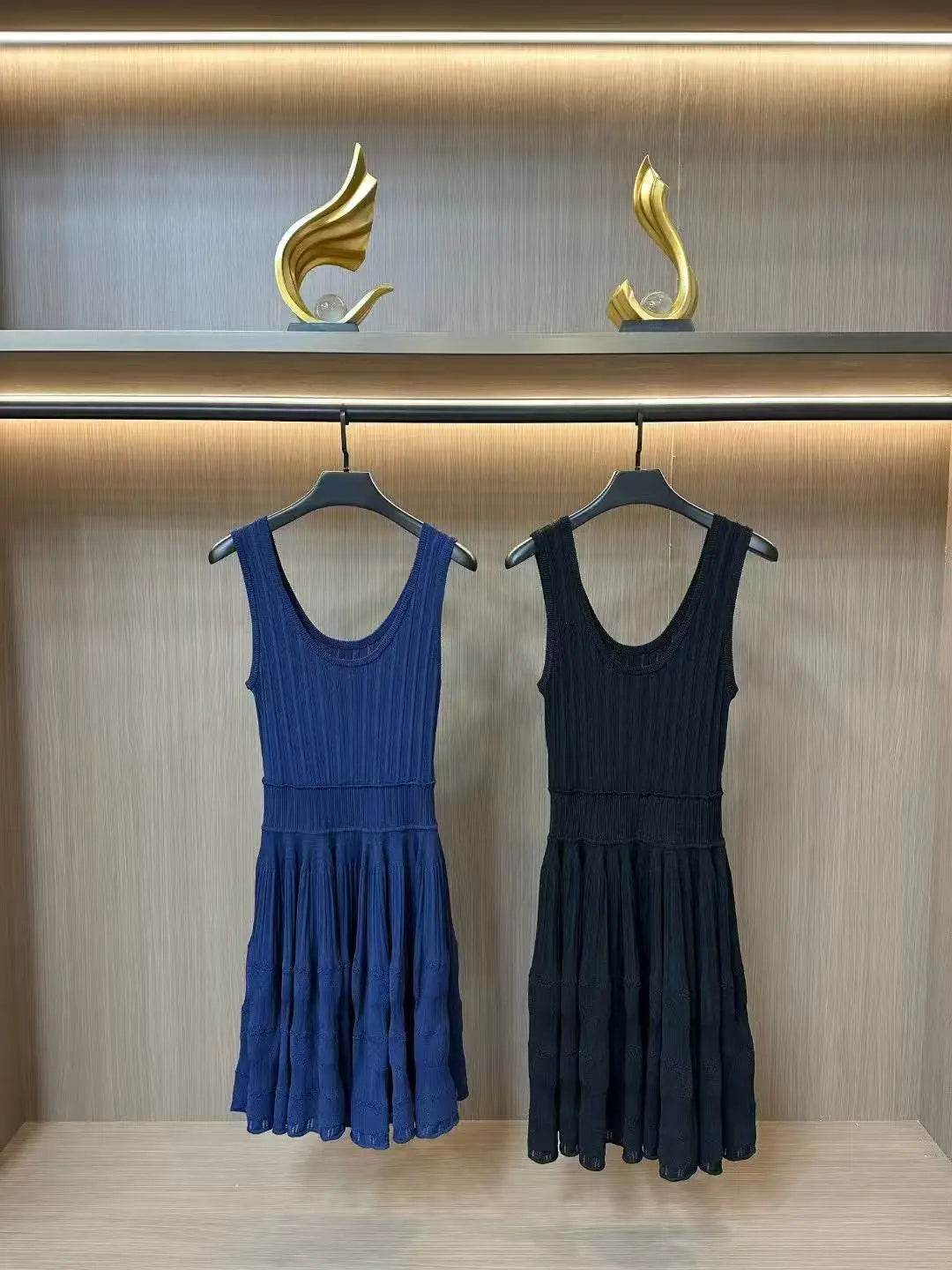 Cryptographic Ruffles Knitted Midi Dress - Elegant Backless - P12 Hub Europe