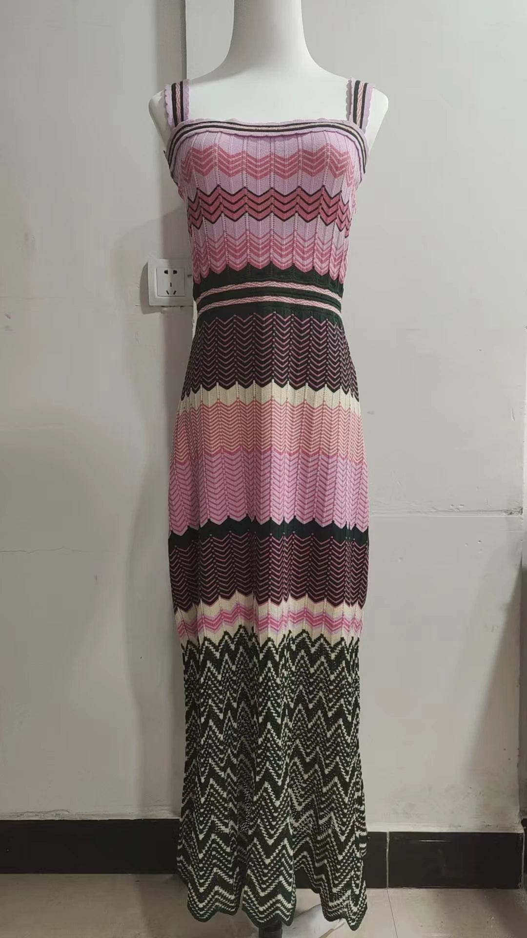 African Knitted Maxi Dress - Boho Vacation & Vintage Style - P12 Hub Europe