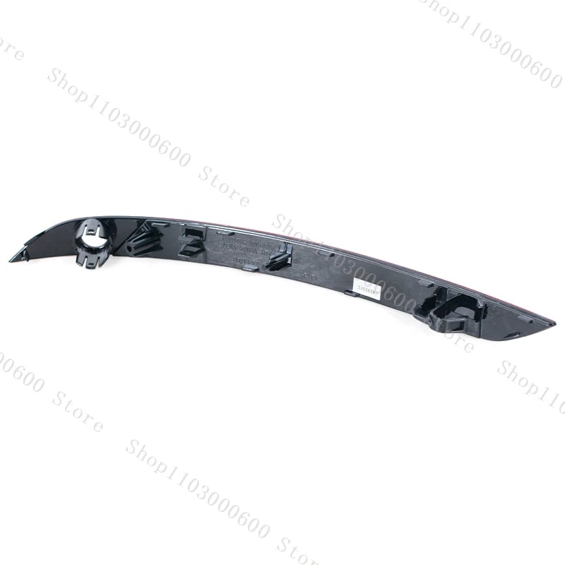 For Volvo V60 MK2 Rear Bar Light Assembly Rear Fog Light Reflector  Reflectors Rear Bumper Light Without Light 31656586