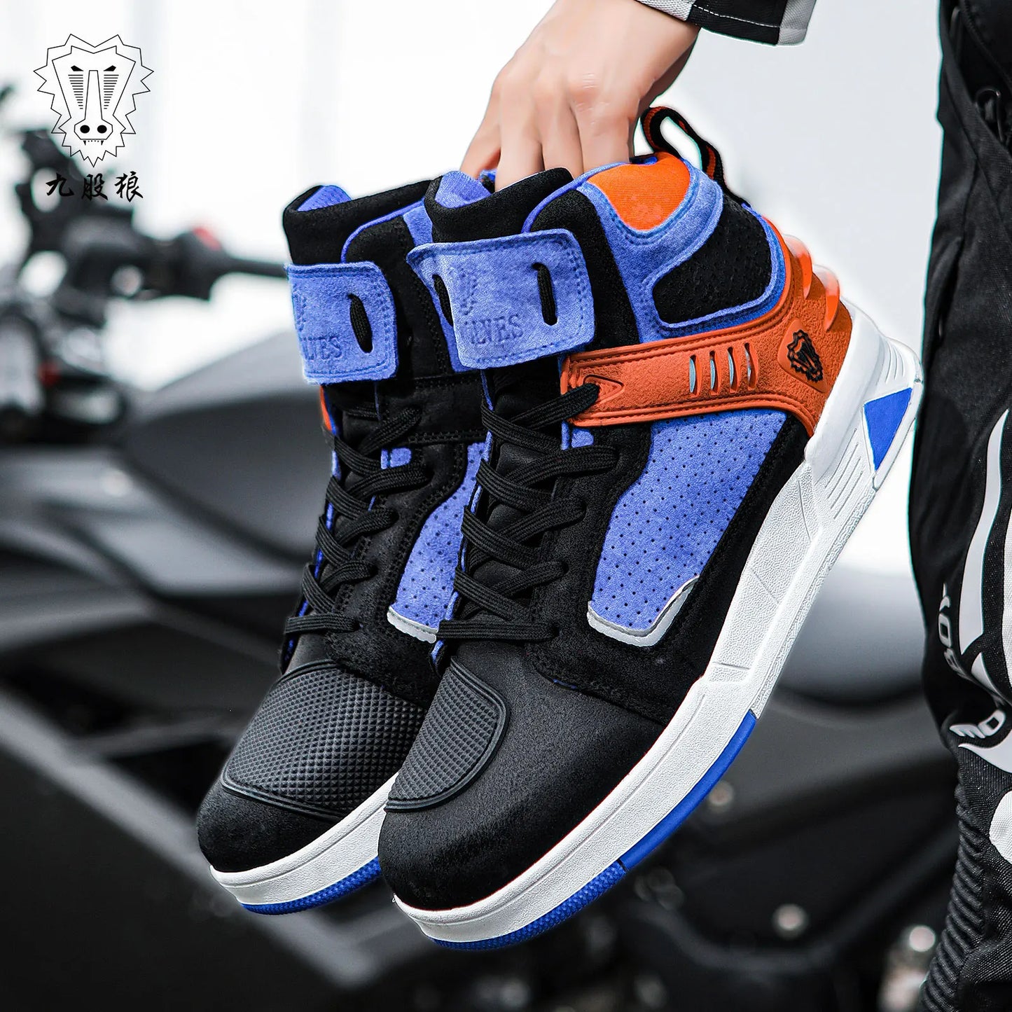 Professional Protective Motorcycle Shoes 2025 Wear-Resistant Cushioning Motorcycle Boots Non-Slip Waterproof Motorcycle Boots Breathable Anti-Collision Cycling Shoes Daily Work Clothing Motorcycle Shoes Long-Distance Motorcyc