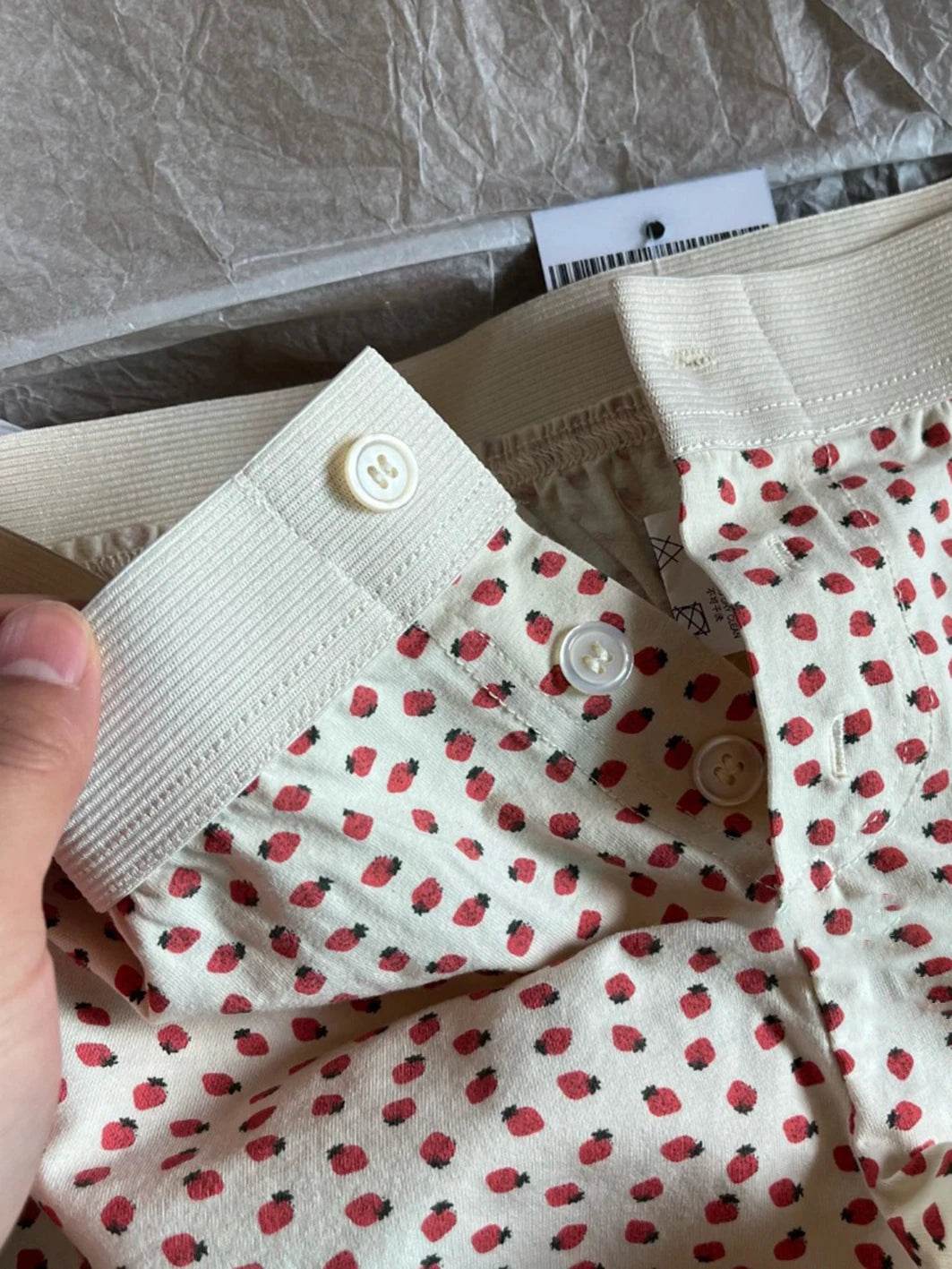 Sweet Strawberry Eyelet Shorts Set - P12 Hub Europe