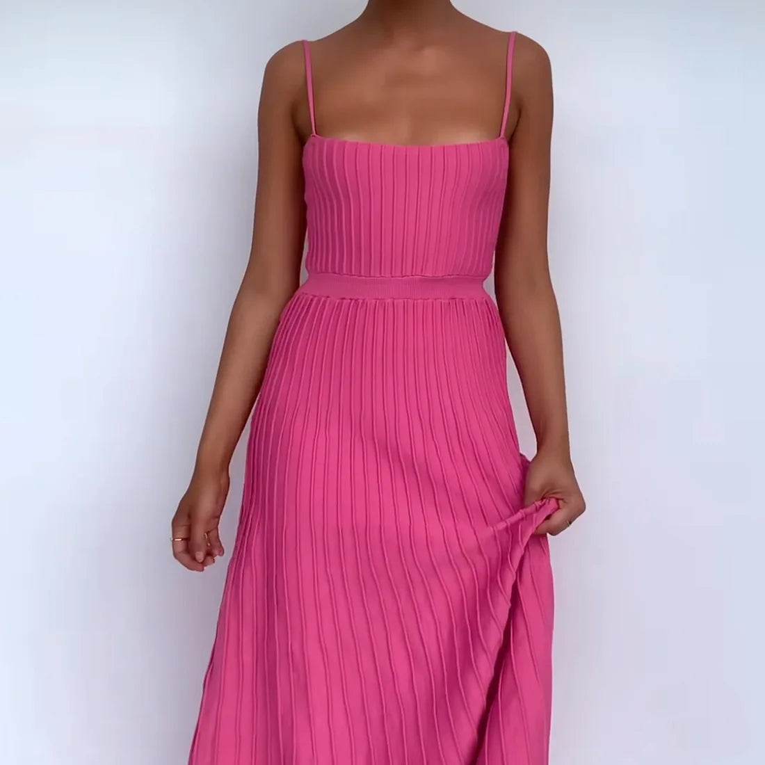 Tossy Backless Ribbed Maxi Dress - Summer Style - P12 Hub Europe