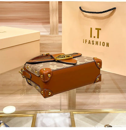 New minimalist and fashionable small handbag, contrasting color women's bag, high-end carriage crossbody bag, portable box bag