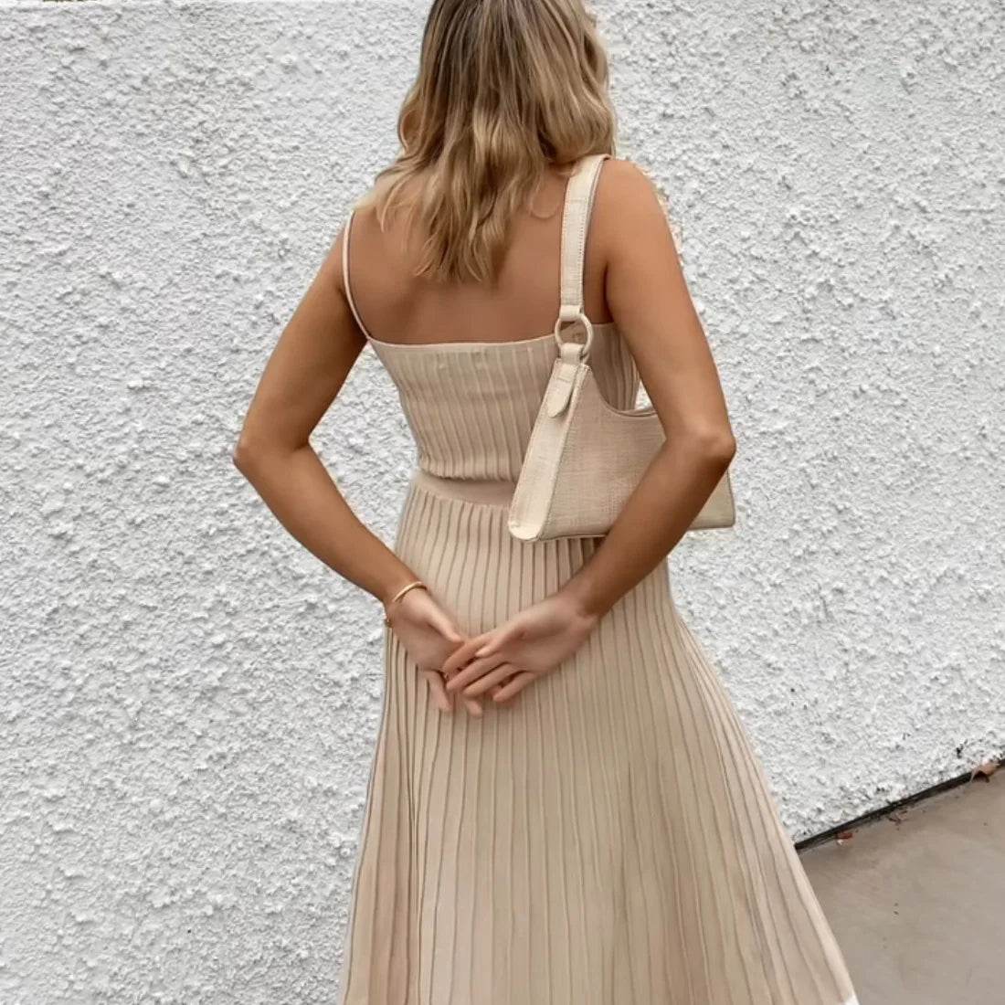Tossy Backless Ribbed Maxi Dress - Summer Style - P12 Hub Europe