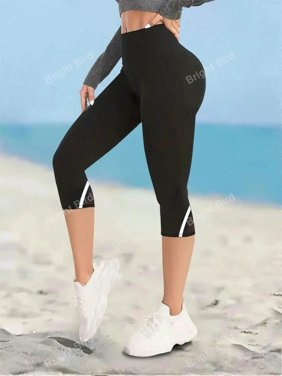 Women's Mesh Capri Yoga Leggings - P12 Hub Europe