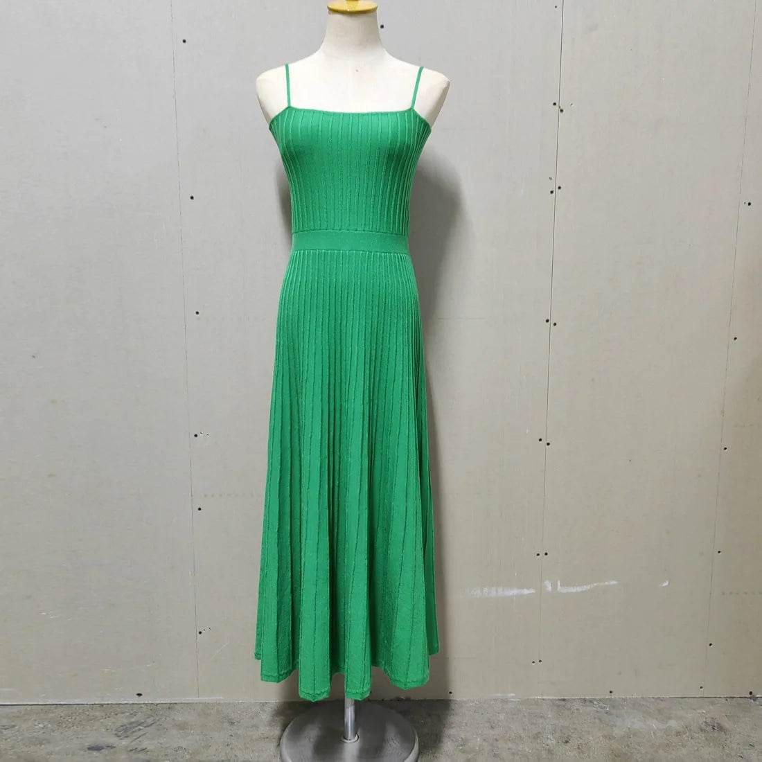 Tossy Backless Ribbed Maxi Dress - Summer Style - P12 Hub Europe