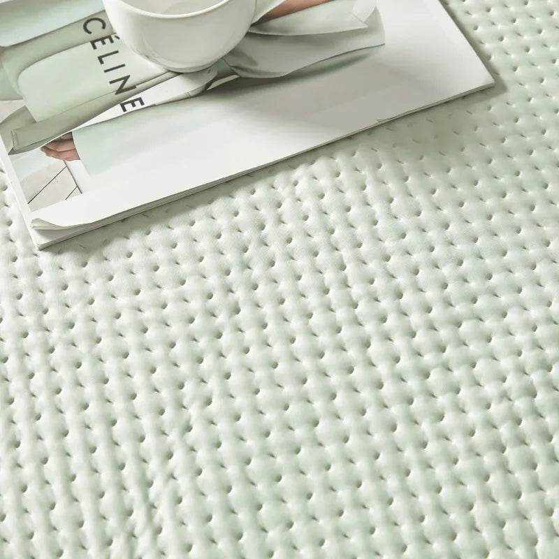 Breathable Cool Feel Bed Mat for Summer Quilted Smooth Cooling Mattress Mats for Bed Ice Silky Fitted Sheet and Pillowcases Set - P12 Hub Europe