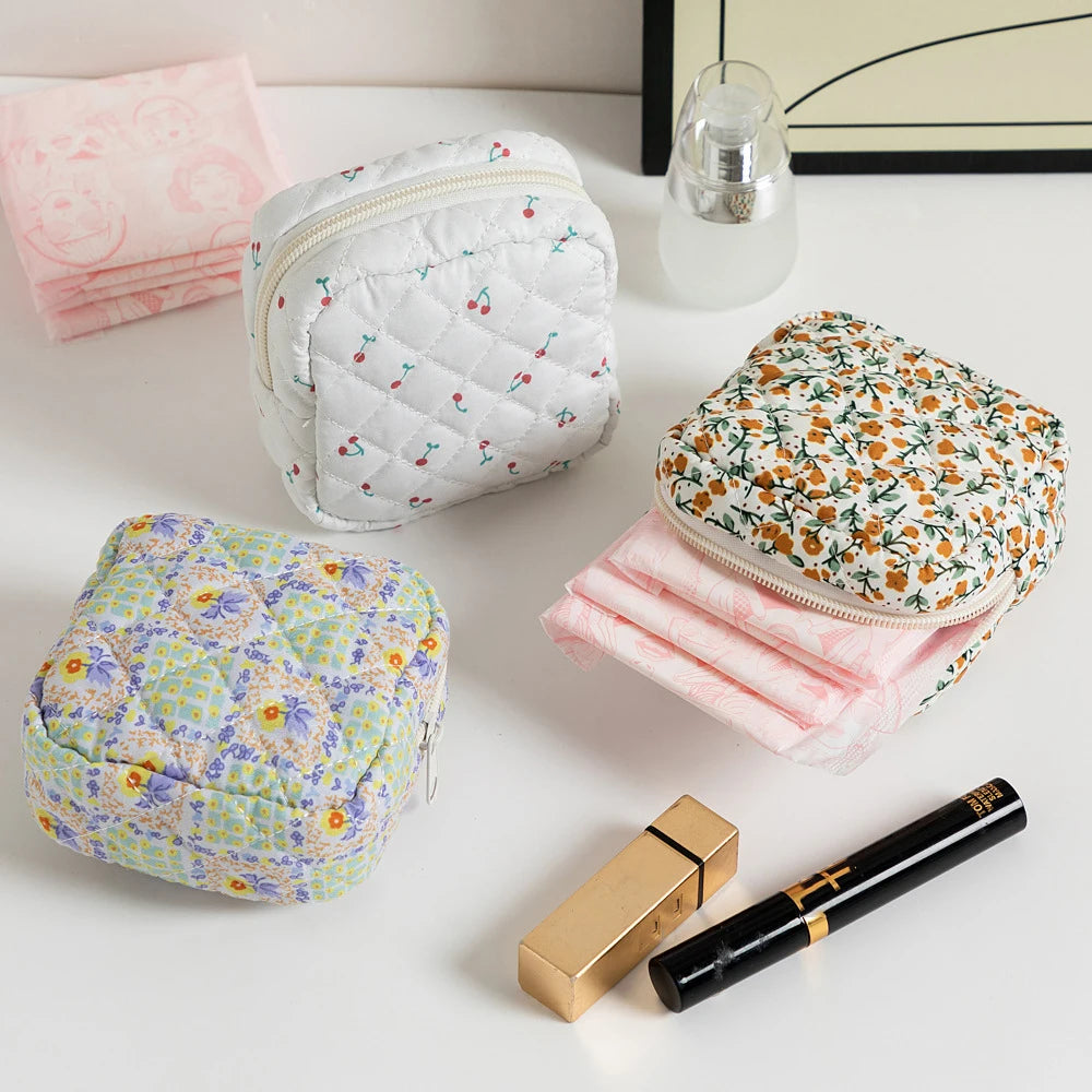 Korean Sanitary Napkin Storage Bags Girls Cartoon Physiological Period Tampon Organiser Bag Mini Bag Coin purse