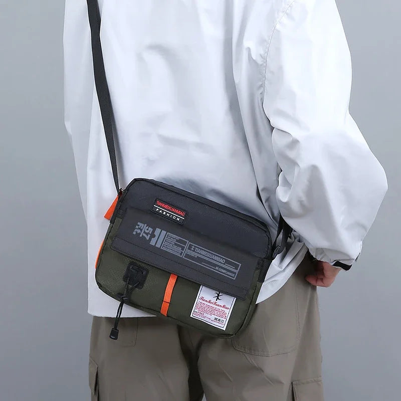 The New Single Shoulder Bag Outside The Casual Crossbody Bag Fashion Hand Nylon Color Bag for Men and Women