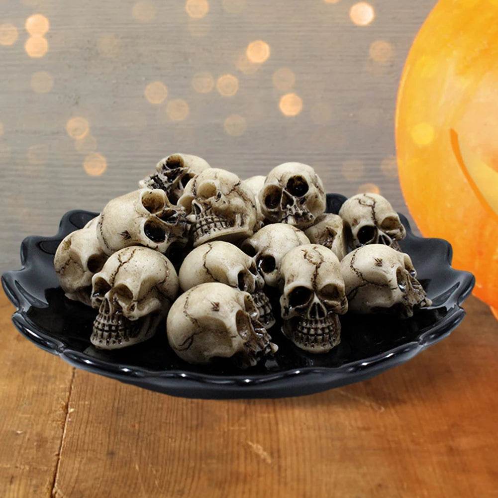 20Pcs Mini Skull Heads Collectable Halloween Gothic Skull Sculptures Creative Festival Theme Landscape Garden Potted Plant Decor - P12 Hub Europe