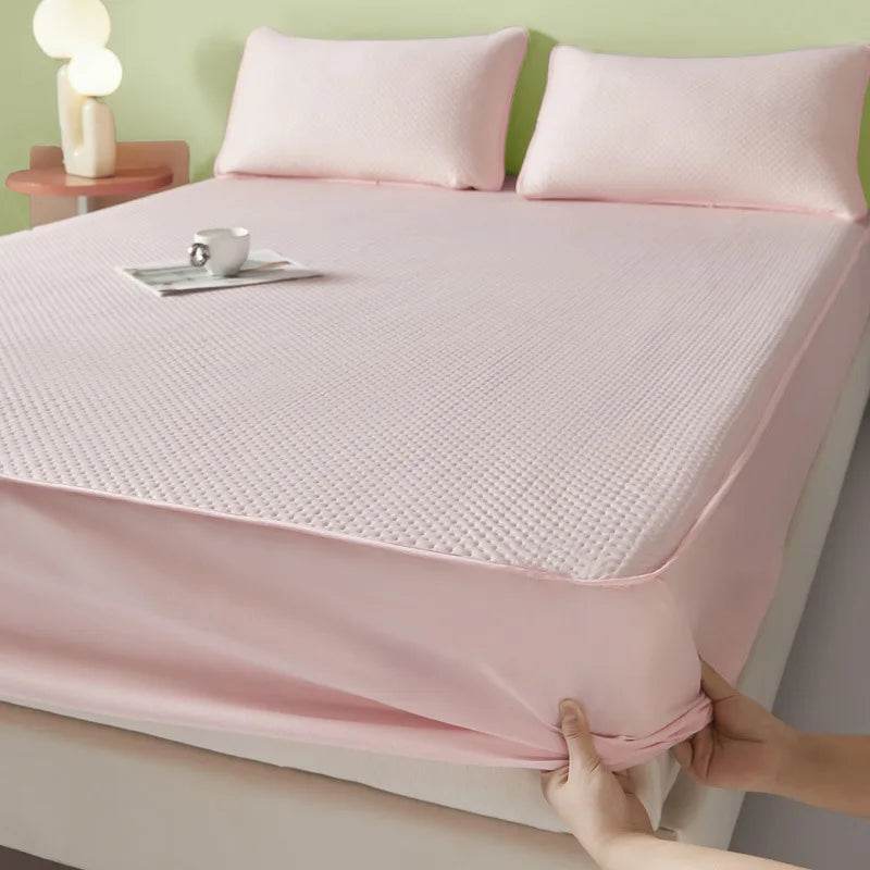 Breathable Cool Feel Bed Mat for Summer Quilted Smooth Cooling Mattress Mats for Bed Ice Silky Fitted Sheet and Pillowcases Set - P12 Hub Europe