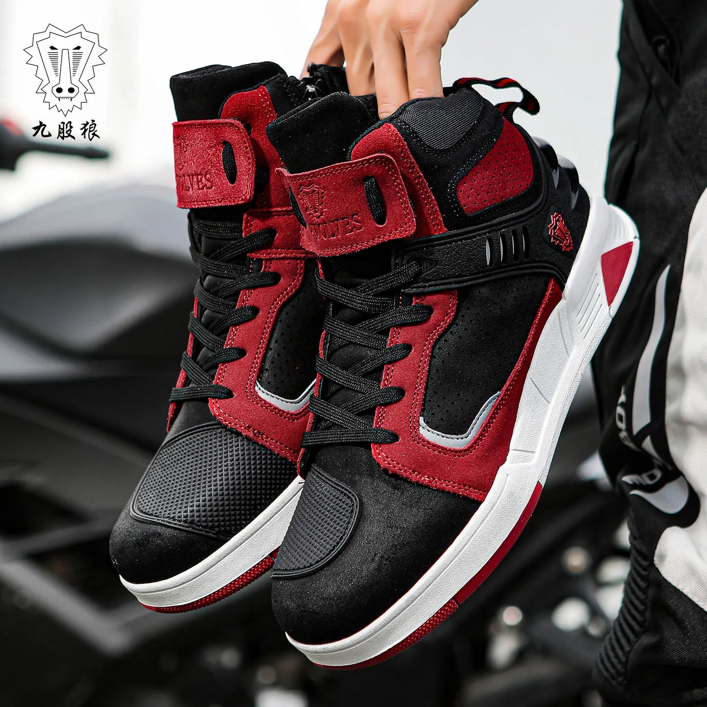 Professional Protective Motorcycle Shoes 2025 Wear-Resistant Cushioning Motorcycle Boots Non-Slip Waterproof Motorcycle Boots Breathable Anti-Collision Cycling Shoes Daily Work Clothing Motorcycle Shoes Long-Distance Motorcyc