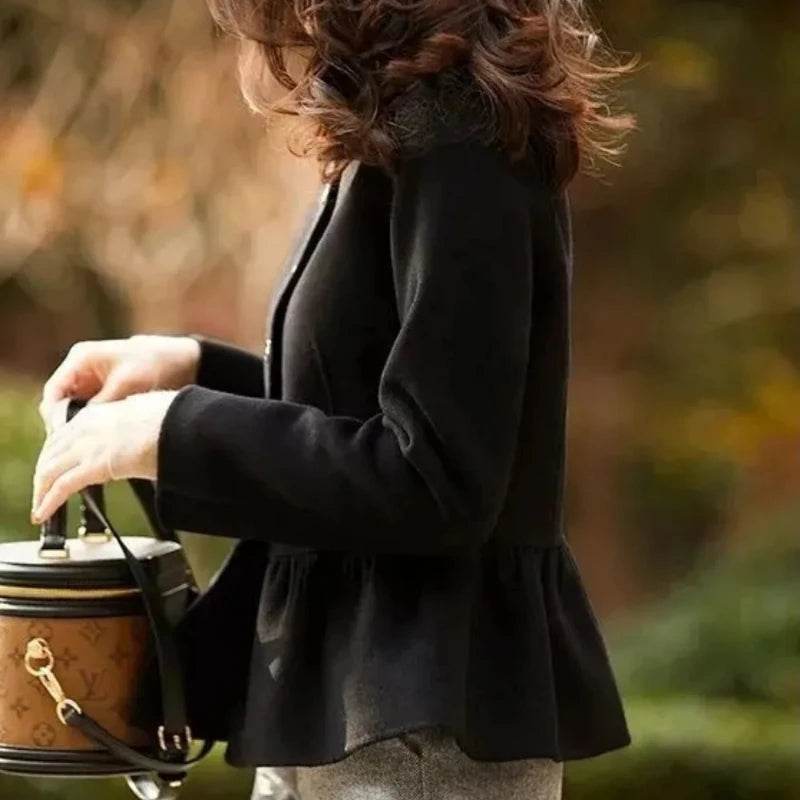 Slim Elegant Wool Coat - P12 Hub Europe