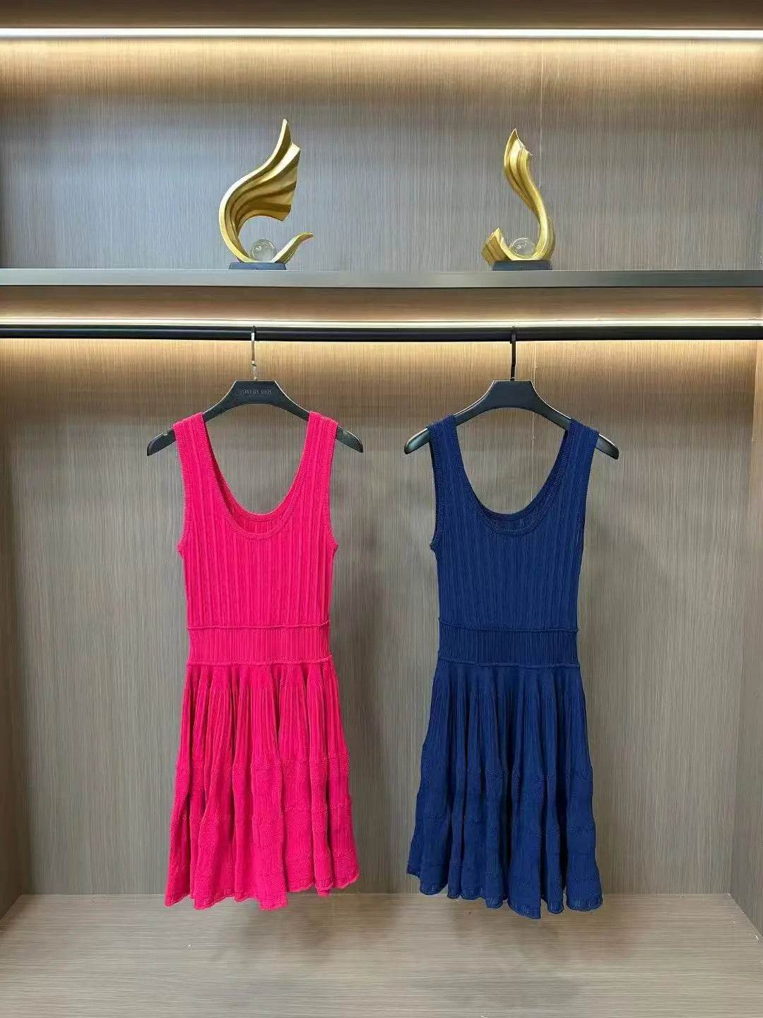 Cryptographic Ruffles Knitted Midi Dress - Elegant Backless - P12 Hub Europe