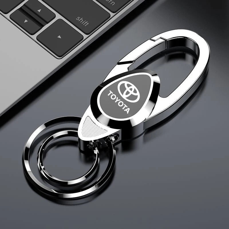 Metal Car Styling Keychain Buckle Key Chain Key Rings For Toyota Chr rav4 Yaris prius avensis Corolla Camry Auto Accessories