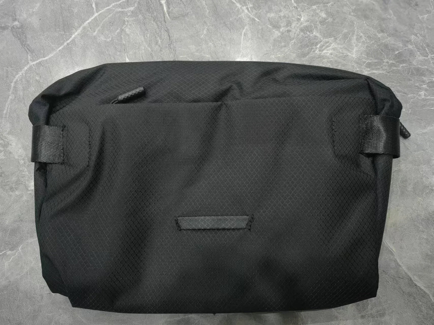 Men Crossbody Chest Bag Lite Sling 7L Lightweight Design Outdoor Casual Shoulder Bag for Women Crossbody Bag 2024