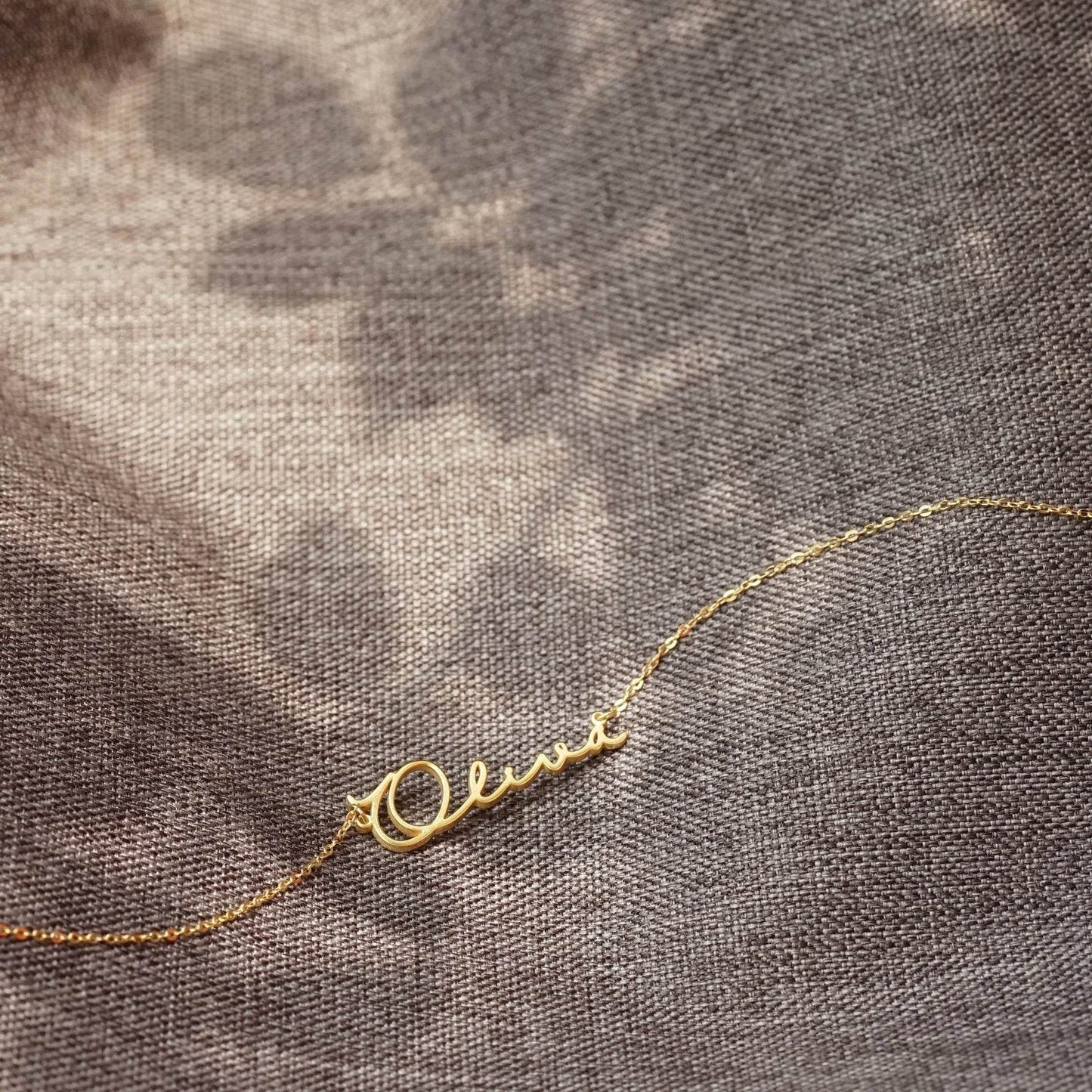 Women's Personalized Name 18k Gold Necklace - P12 Hub Europe