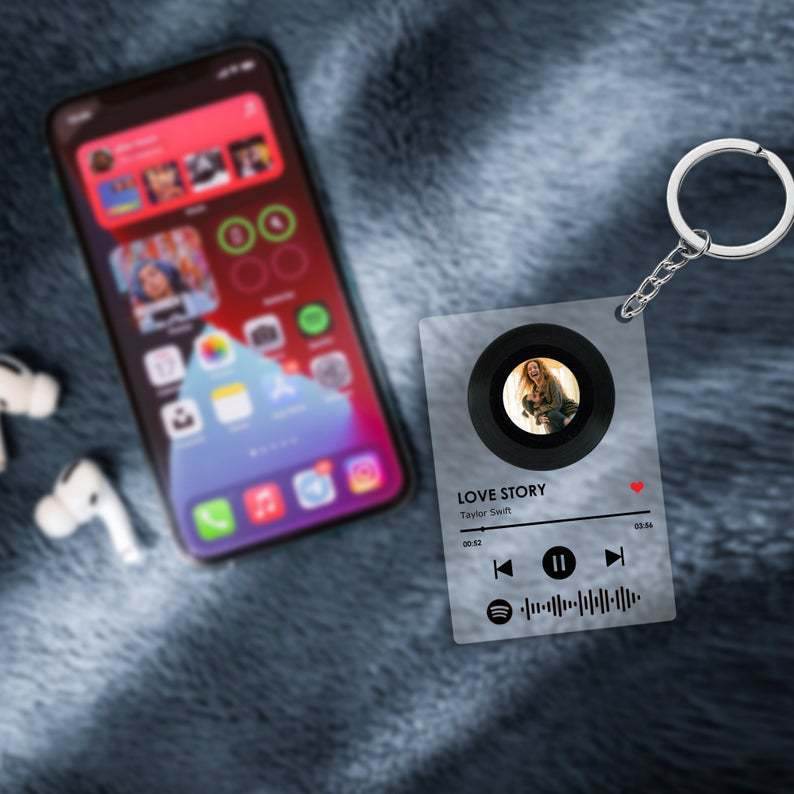 Custom Song Keychain Photo Personalization - P12 Hub Europe