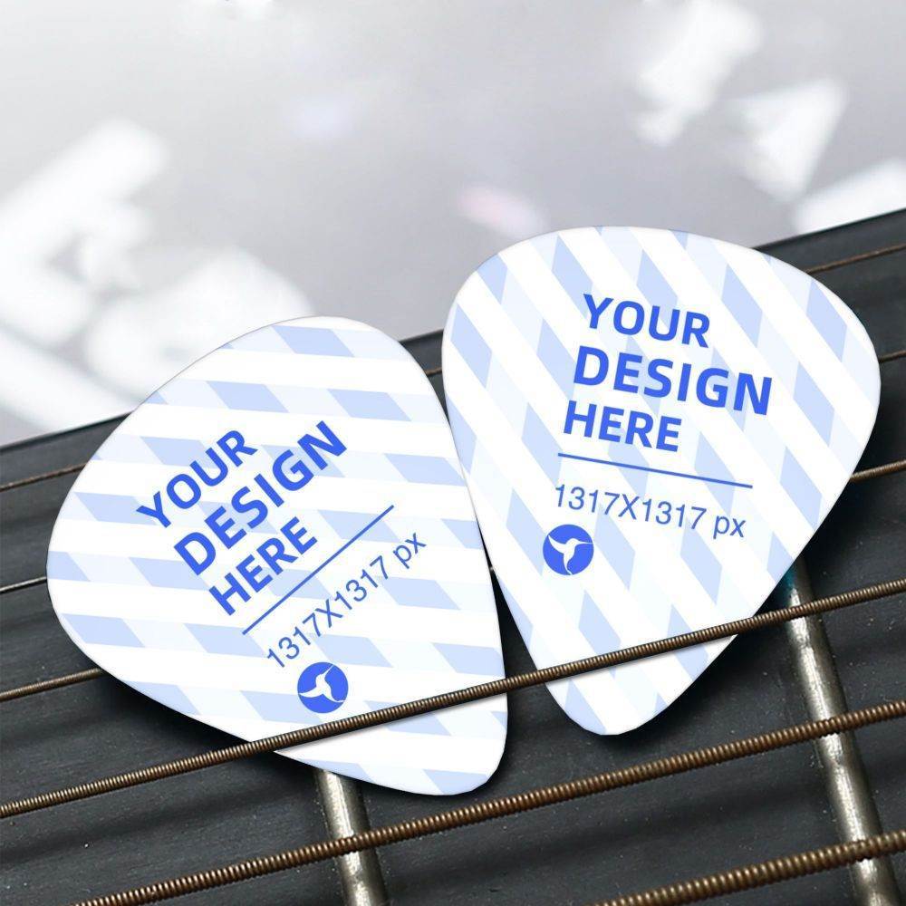 12-Piece Comfortable Edge Smooth Guitar Picks - P12 Hub Europe