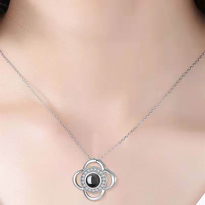 Women's Fashion Simple Projection Pendant Necklace - P12 Hub Europe