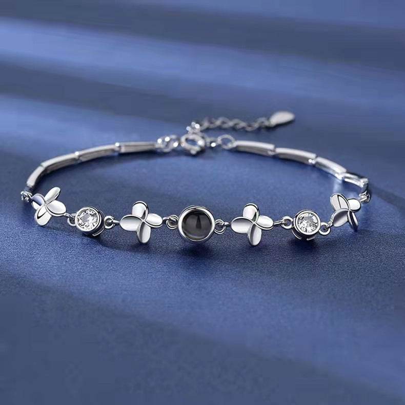 Customized Women's Projection Bracelet Ornament - P12 Hub Europe